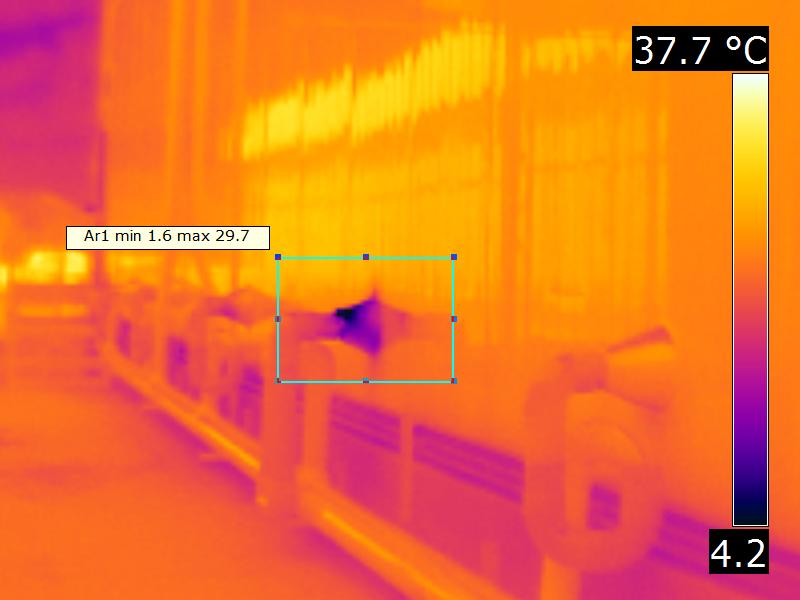 Air_leak_from_coolstore