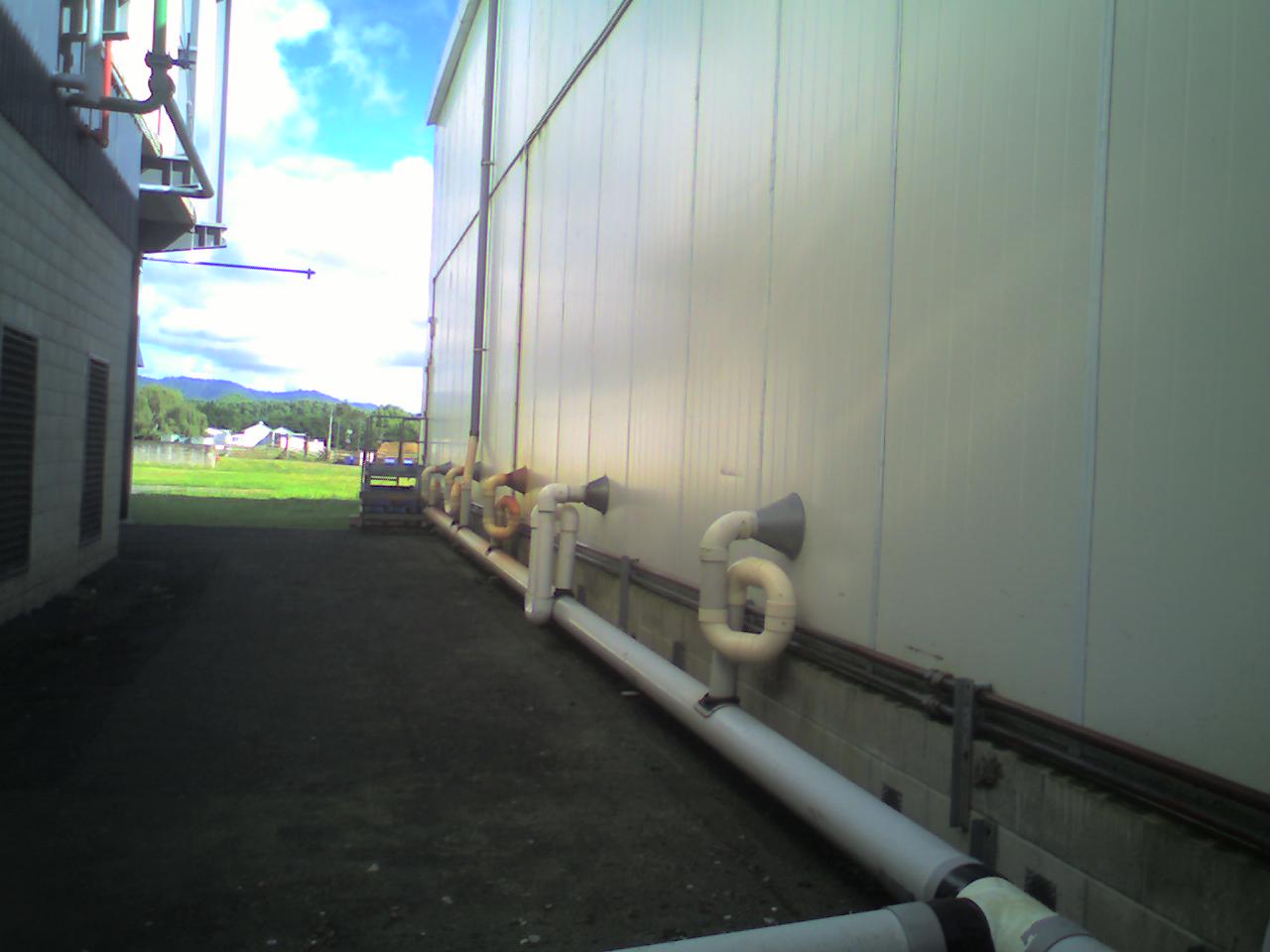 Air_leak_from_coolstore1