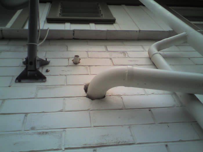 leakaroundpipe
